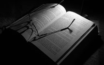 کتاب «تبدیل و تحول متن مذهبی به متن دراماتیک» منتشر شد