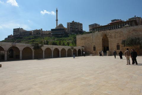 مقام راس الحسین(ع) در شهر حلب