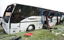 اتوبوس حامل زائران ايراني در عرفات تصادف کرد