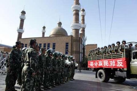 تعطیلی مساجد در غرب چین