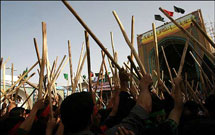 آئین سنتی مذهبی قالیشویان در كاشان برگزار شد