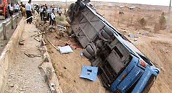 ۶ کشته و ۳۸ مجروح بر اثر واژگونی اتوبوس زائران ایرانی در سوریه