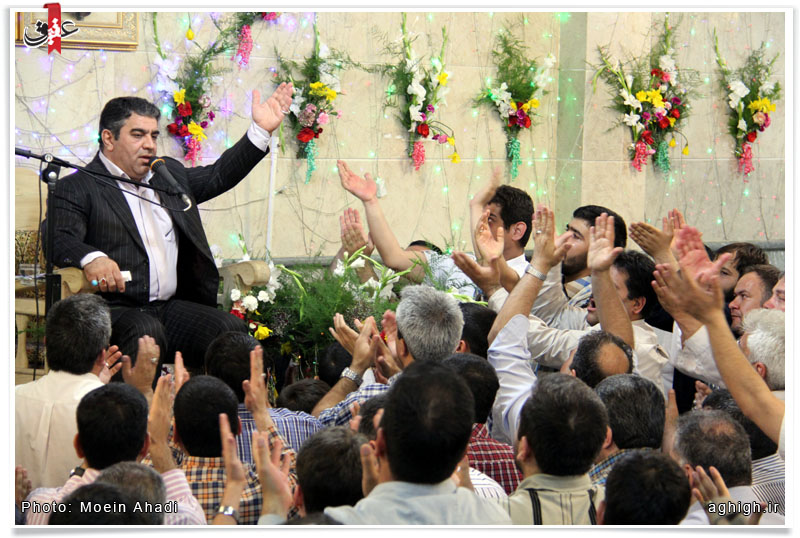 مراسم مولودی خوانی در حسینیه فاطمیه بین الطلوعین برگزار شد