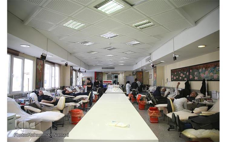 بیش از ۲۰۰۰ عزادار تهرانی در عاشورا خون اهدا کردند