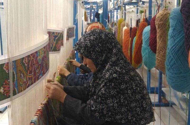 کرمانی ها 190تخته فرش دستباف به حضرت زهرا اهدا کردند